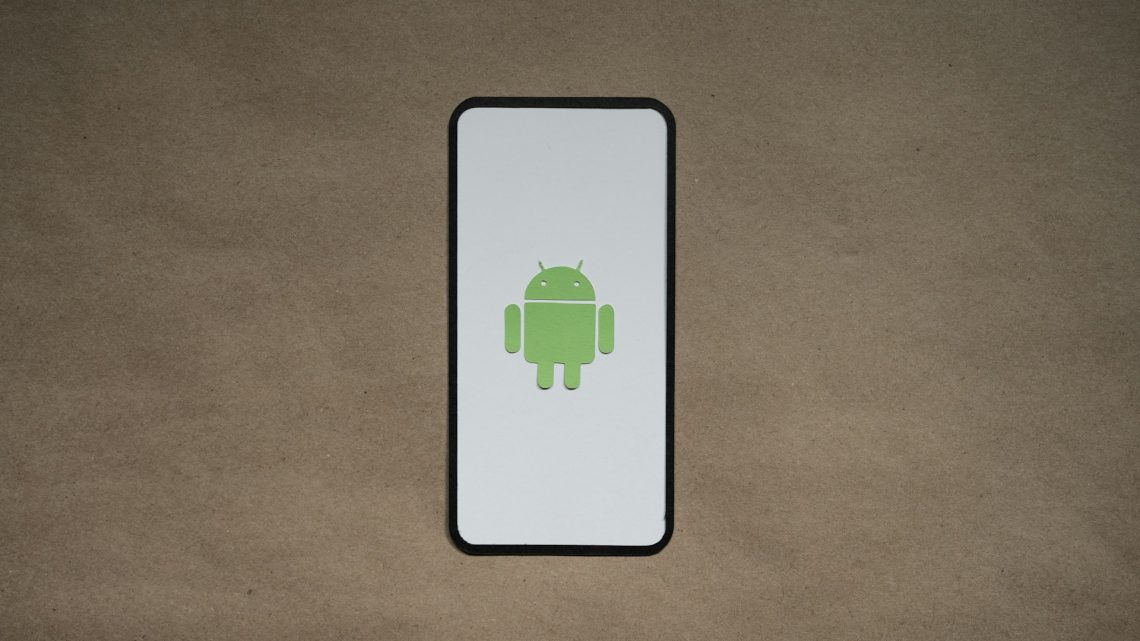 Novidades no Android Auto e estratégias para otimização de energia no sistema