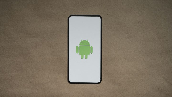 Novidades no Android Auto e estratégias para otimização de energia no sistema